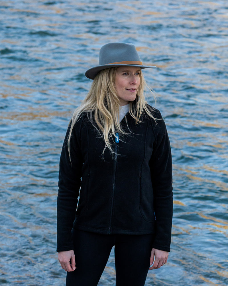 Avoir Jacket in Black